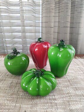 Art Glass Fruit Vegetables Set of 4 VTG Large Hand Blown Bell Peppers Apple